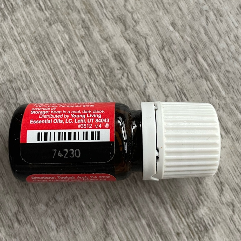 Unopened Young Living Roman Chamomile 5ml Essential Oil - Picture 3 of 3